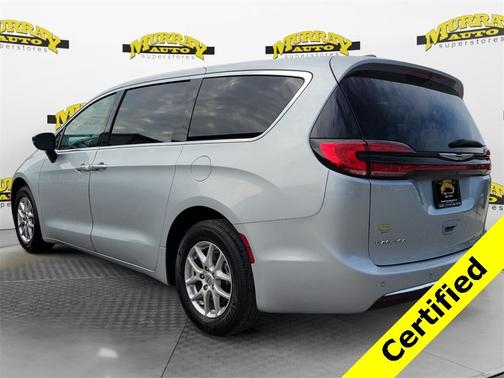 2024 Chrysler Pacifica Touring-L