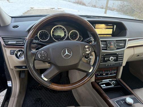 2011 Mercedes-Benz E-Class E 350 Luxury 4MATIC