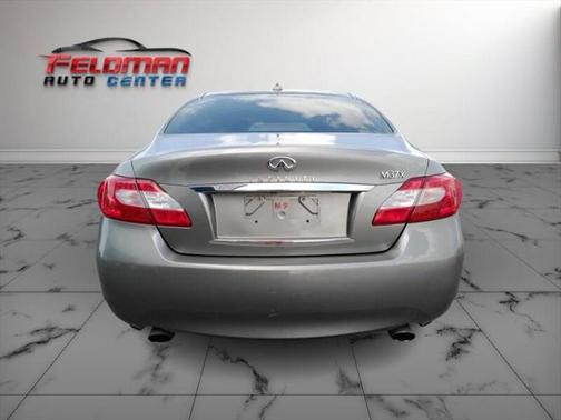 2011 INFINITI M37x Base