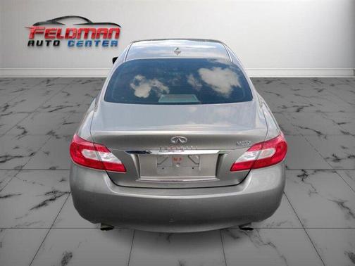 2011 INFINITI M37x Base