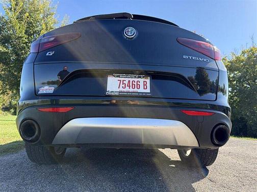 2018 Alfa Romeo Stelvio Ti Sport