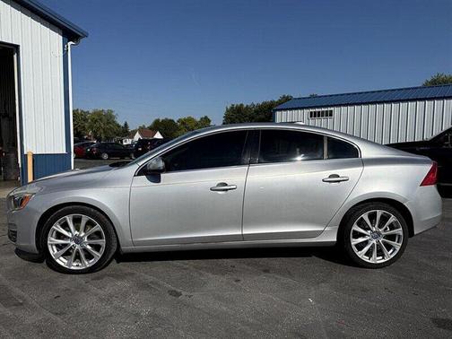 2016 Volvo S60 Inscription T5 Drive-E Platinum