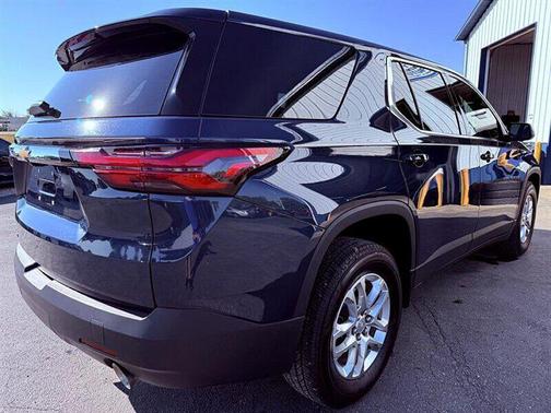 2022 Chevrolet Traverse LS