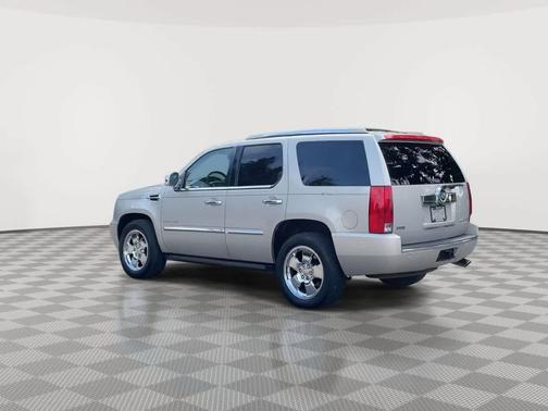 2010 Cadillac Escalade Premium