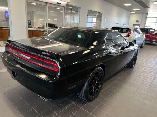 2012 Dodge Challenger SRT8 392