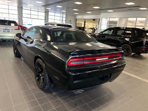 2012 Dodge Challenger SRT8 392