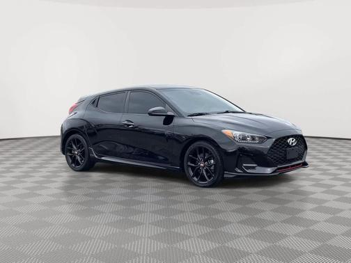 2021 Hyundai Veloster Base