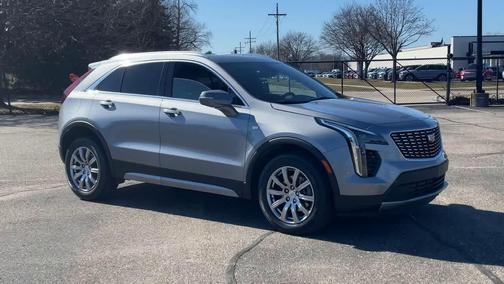 2023 Cadillac XT4 Premium Luxury