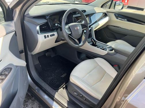 2022 Cadillac XT6 Premium Luxury AWD