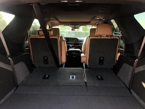 Mahogany Metallic 2022 Cadillac Escalade Premium Luxury