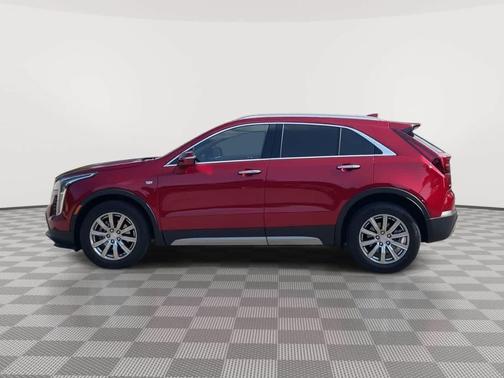 2022 Cadillac XT4 Premium Luxury