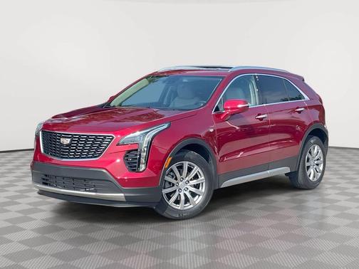 2022 Cadillac XT4 Premium Luxury