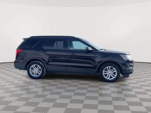 2016 Ford Explorer Base