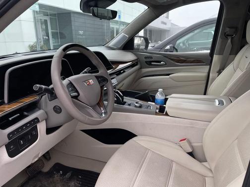 2024 Cadillac Escalade Sport Platinum