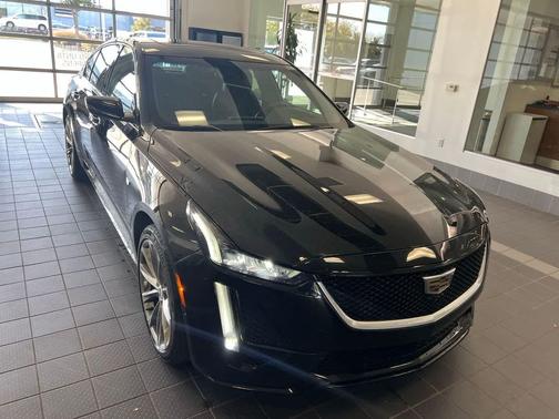 2023 Cadillac CT5 Sport