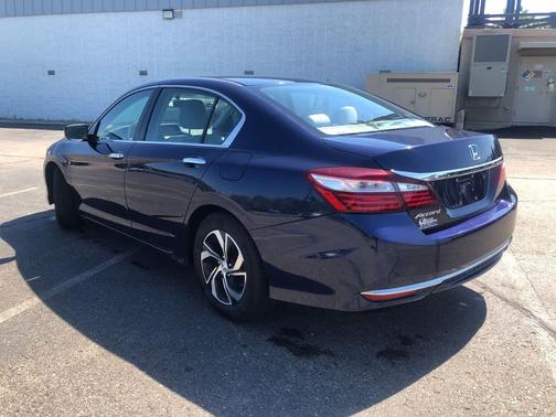 Obsidian Blue Pearl 2017 Honda Accord LX