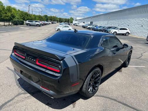 2016 Dodge Challenger R/T Scat Pack