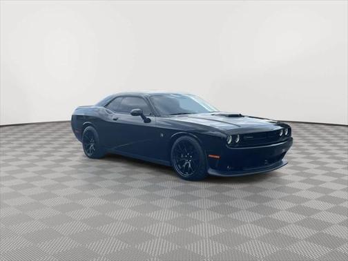 2016 Dodge Challenger R/T Scat Pack