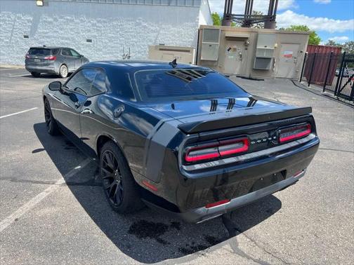2016 Dodge Challenger R/T Scat Pack