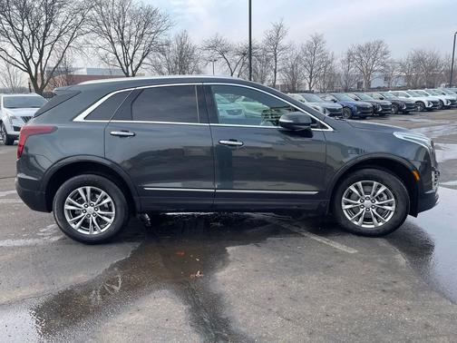 2022 Cadillac XT5 Premium Luxury