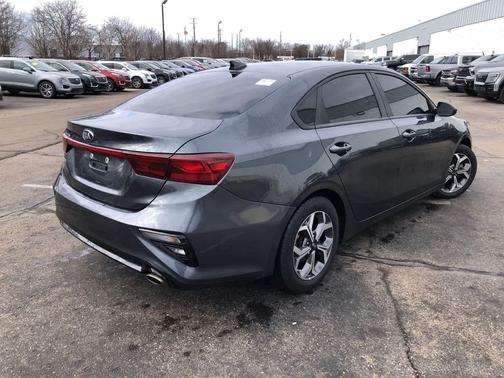 Gravity Grey 2019 Kia Forte LXS