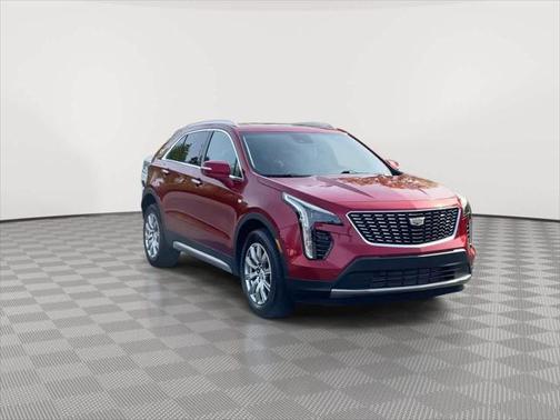 2022 Cadillac XT4 Premium Luxury