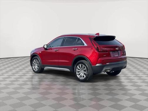2022 Cadillac XT4 Premium Luxury