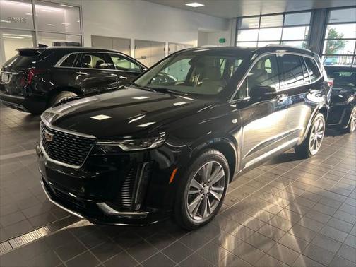 2023 Cadillac XT6 Premium Luxury AWD