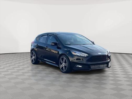 2017 Ford Focus ST ST