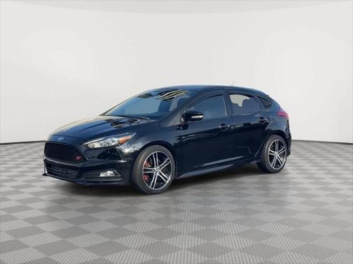 2017 Ford Focus ST ST