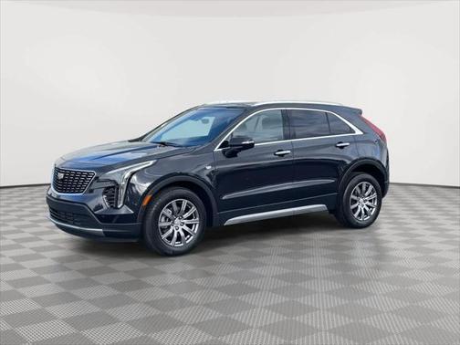 2022 Cadillac XT4 Premium Luxury