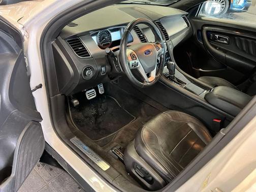 2015 Ford Taurus SHO