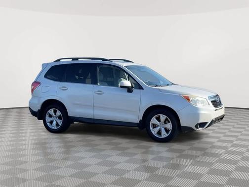 Satin White Pearl 2014 Subaru Forester 2.5i Limited