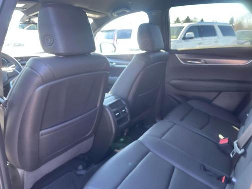 2024 Cadillac XT5 Luxury