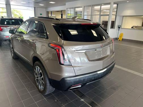 2023 Cadillac XT5 Sport