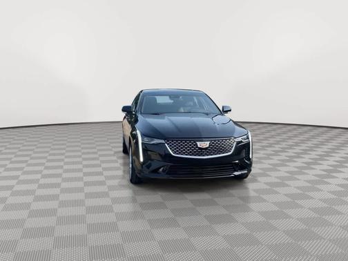 2023 Cadillac CT4 Luxury