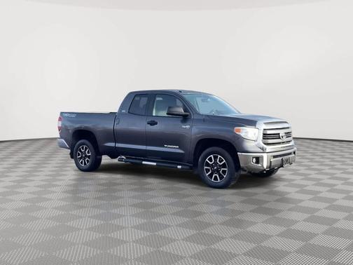 2015 Toyota Tundra SR5