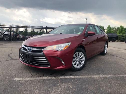 Ruby Flare Pearl 2015 Toyota Camry Hybrid LE