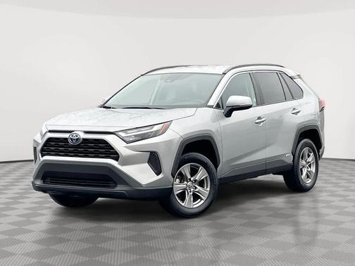 2024 Toyota RAV4 Hybrid XLE