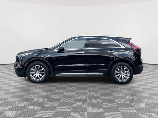 2022 Cadillac XT4 Premium Luxury