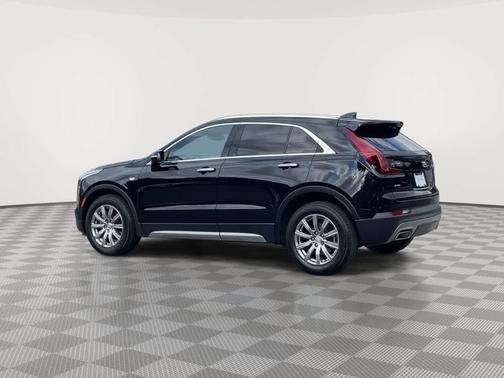 2022 Cadillac XT4 Premium Luxury