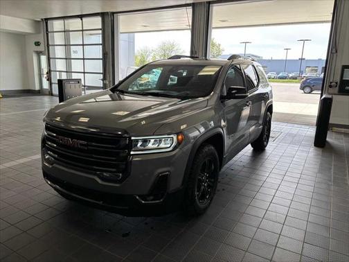2023 GMC Acadia AWD AT4