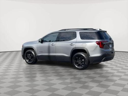 2023 GMC Acadia AWD AT4
