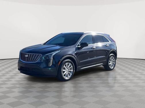 2022 Cadillac XT4 Luxury