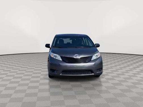 2017 Toyota Sienna SE