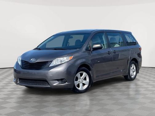 2017 Toyota Sienna SE