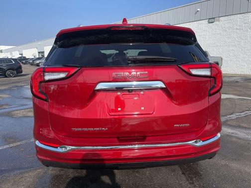 2023 GMC Terrain Denali