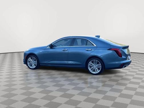 2023 Cadillac CT4 Premium Luxury