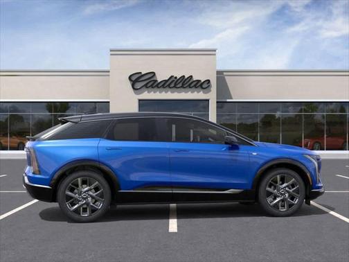 2025 Cadillac OPTIQ Luxury 1 AWD