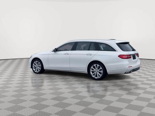 2017 Mercedes-Benz E-Class 4MATIC